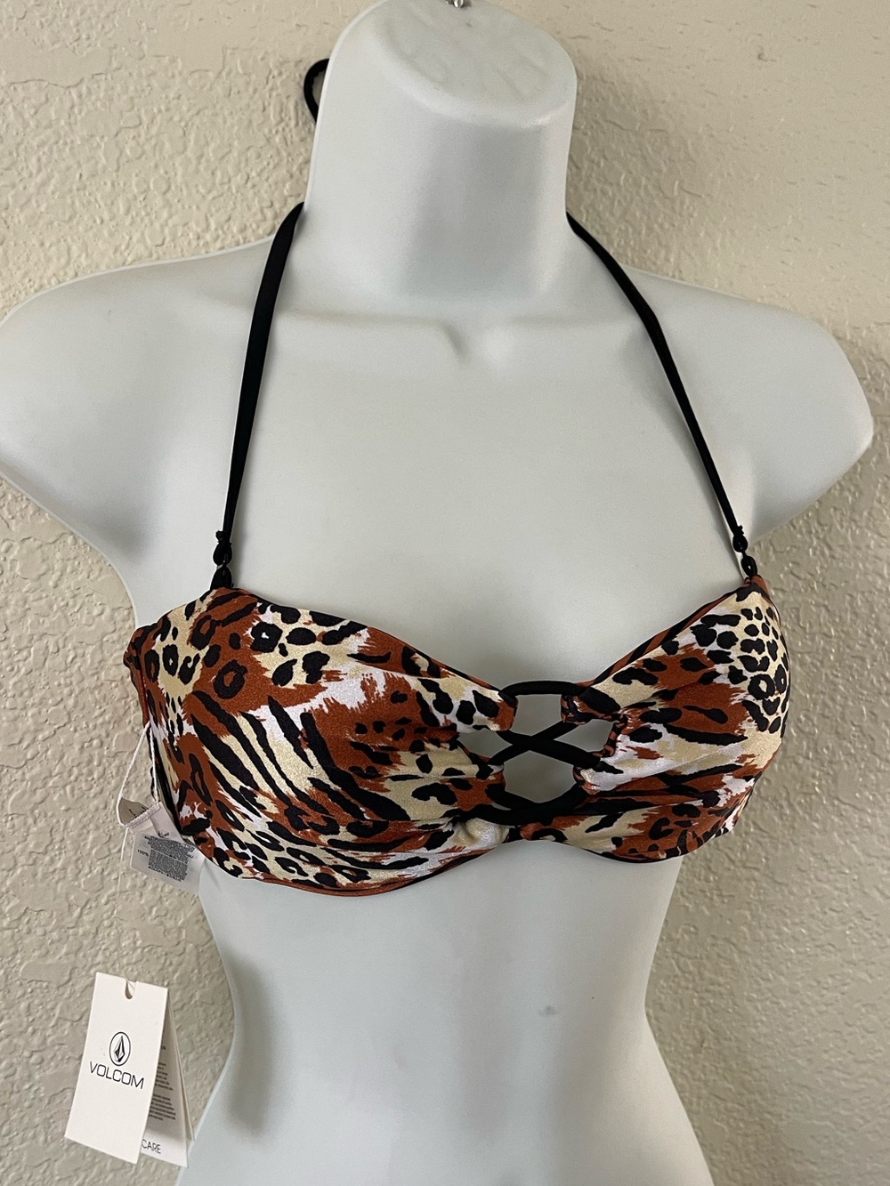 Volcom Reversible‎ Leopard Striped Bikini Top Women's Size M Removable Straps